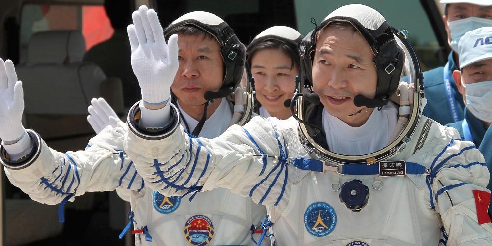 De Shenzhou-9 bemanning