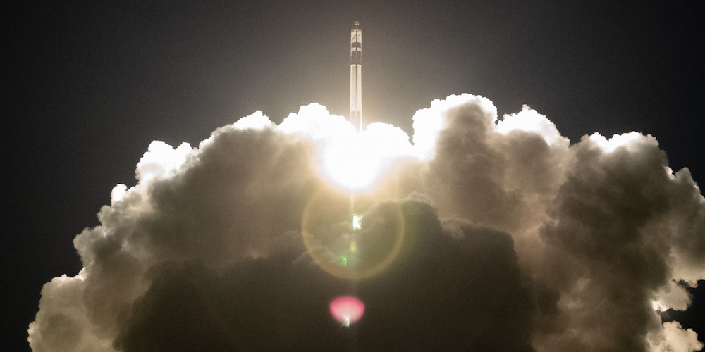 Lancering van de zesde Electron raket vanuit Nieuw-Zeeland.